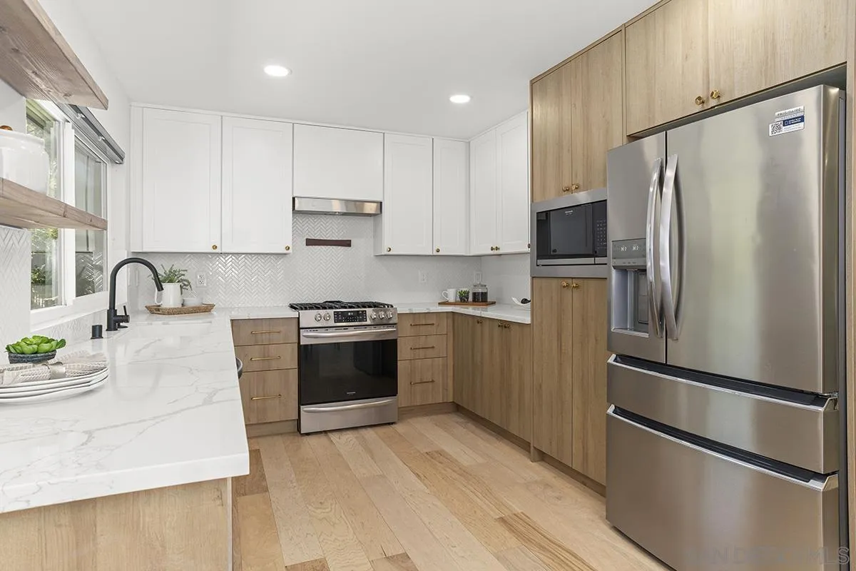https://cdn.realtyfeed.com/cdn/127/260021254/f9a577f3f90dedb9f8ed7d6e4cdf72fc.webp