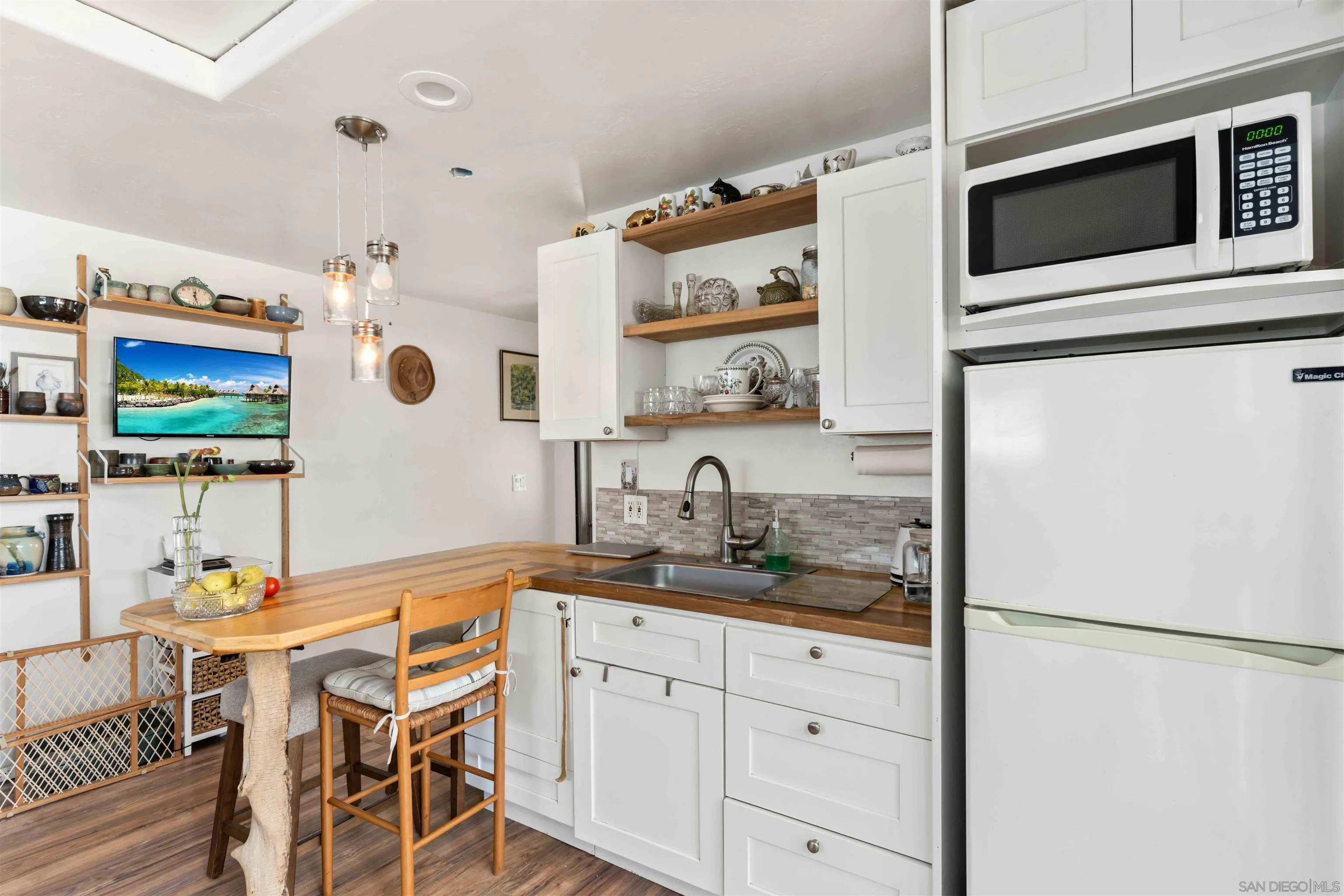 https://cdn.realtyfeed.com/cdn/127/260021256/08dec04c95138cc81ede45dc820614f3.webp