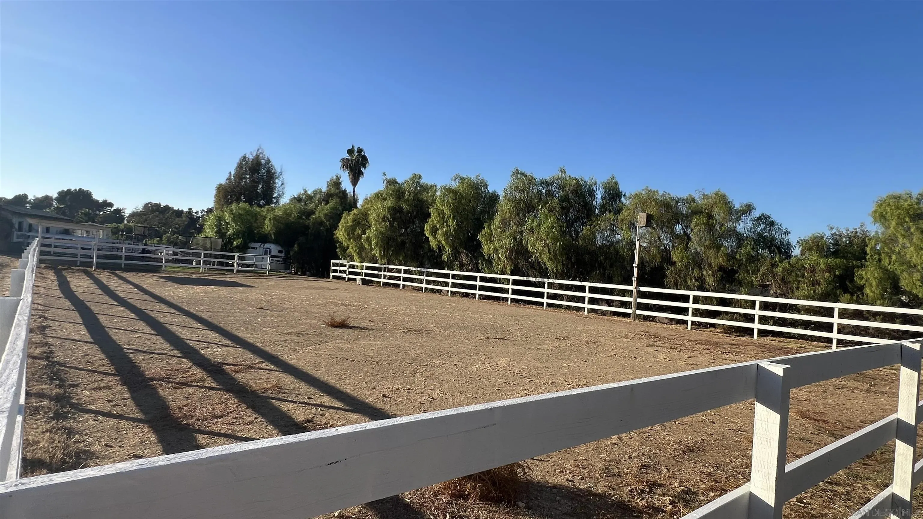 https://cdn.realtyfeed.com/cdn/127/260021256/0b884c7c45464dacda2f1f2072db79c7.webp