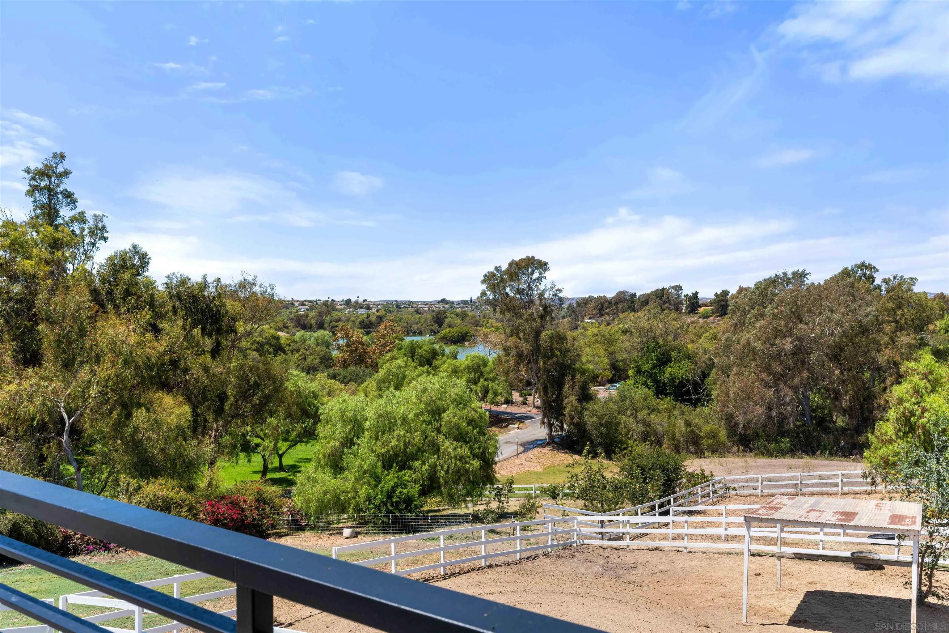 https://cdn.realtyfeed.com/cdn/127/260021256/0d0ba325213d9ebead1d12b1b8b28910.webp