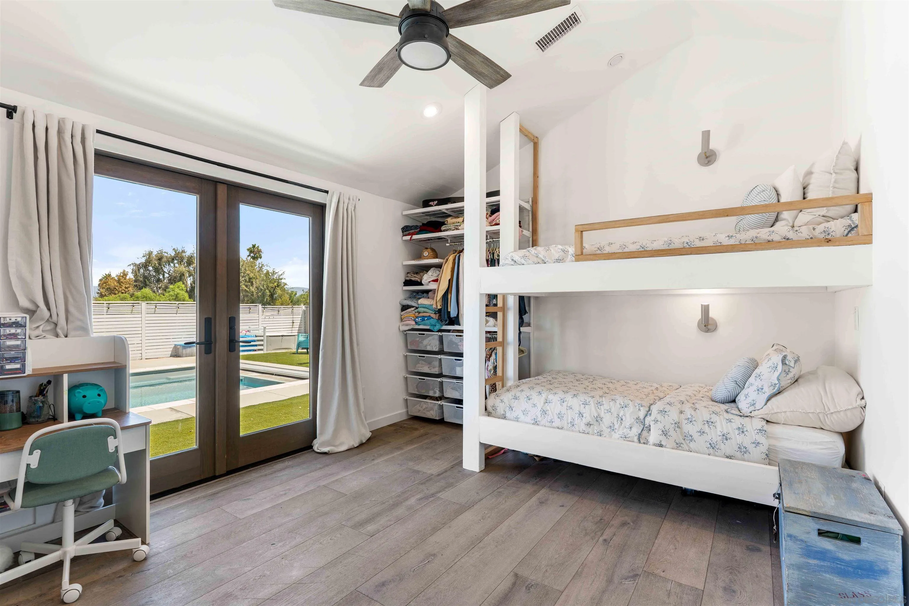 https://cdn.realtyfeed.com/cdn/127/260021256/0e263438996366b61f6ea59d8a4a284d.webp