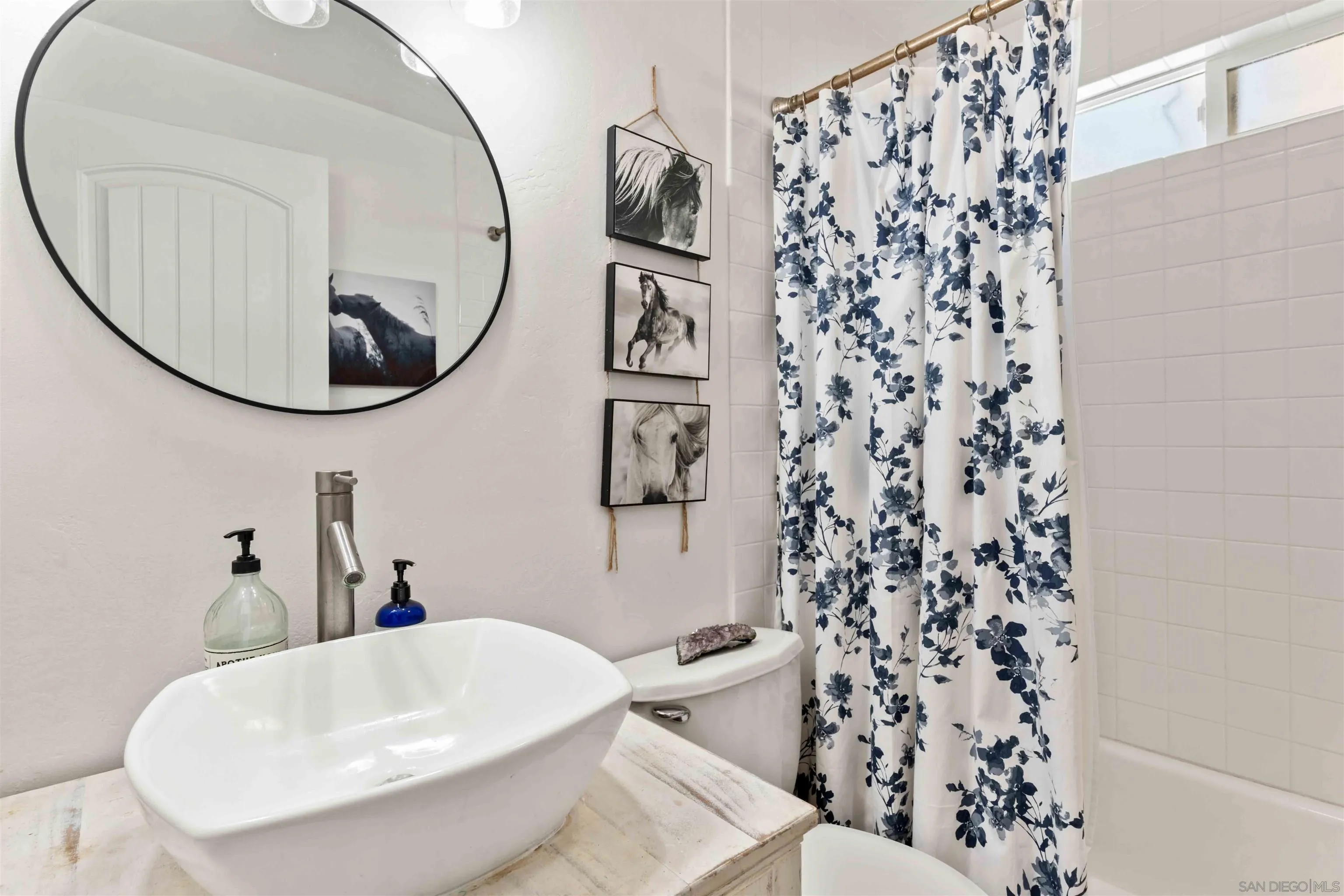 https://cdn.realtyfeed.com/cdn/127/260021256/7347a134cce443bd649629266baa6c0a.webp