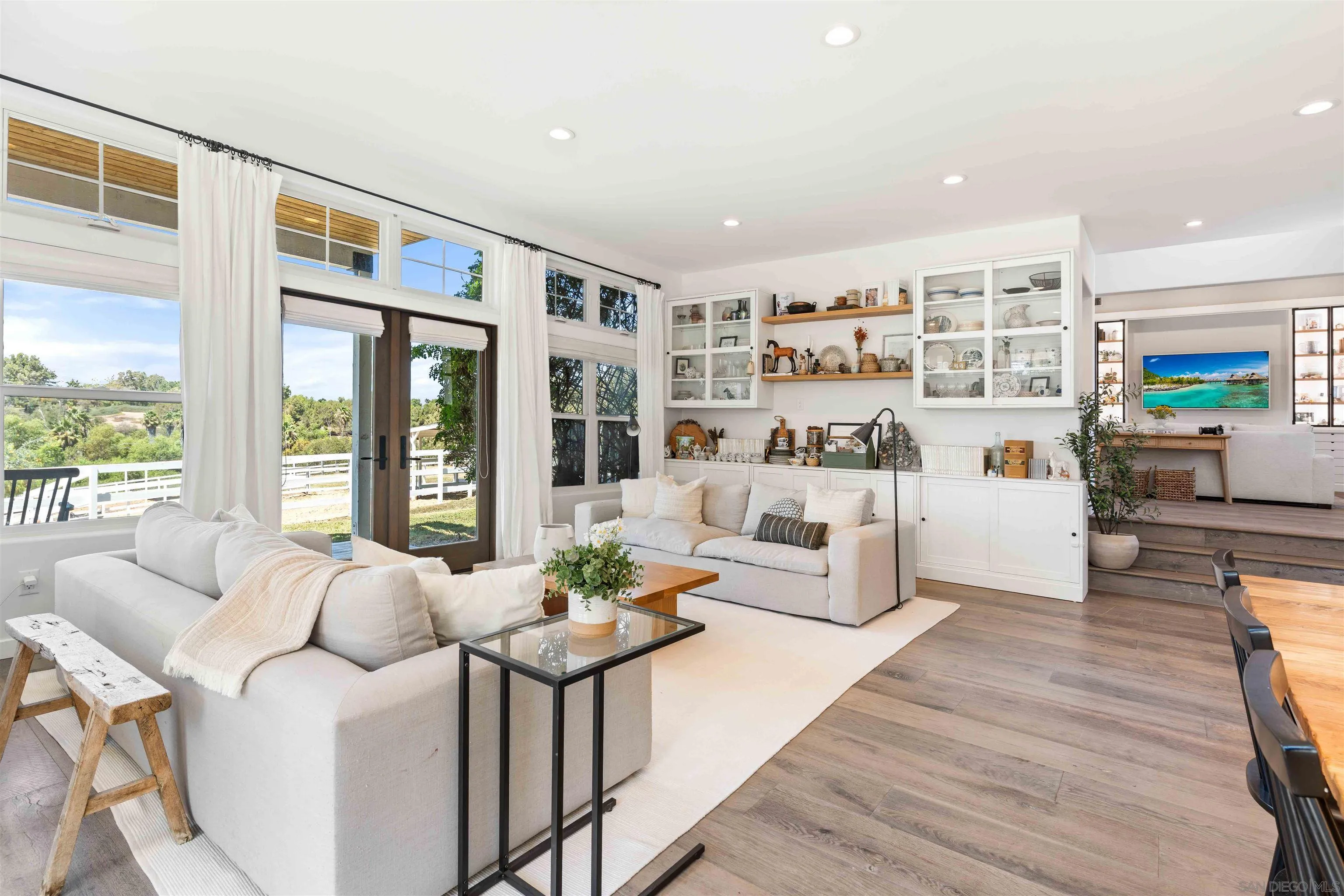 https://cdn.realtyfeed.com/cdn/127/260021256/e3c9f7d8ca67df516450c20fdc3b2ccd.webp