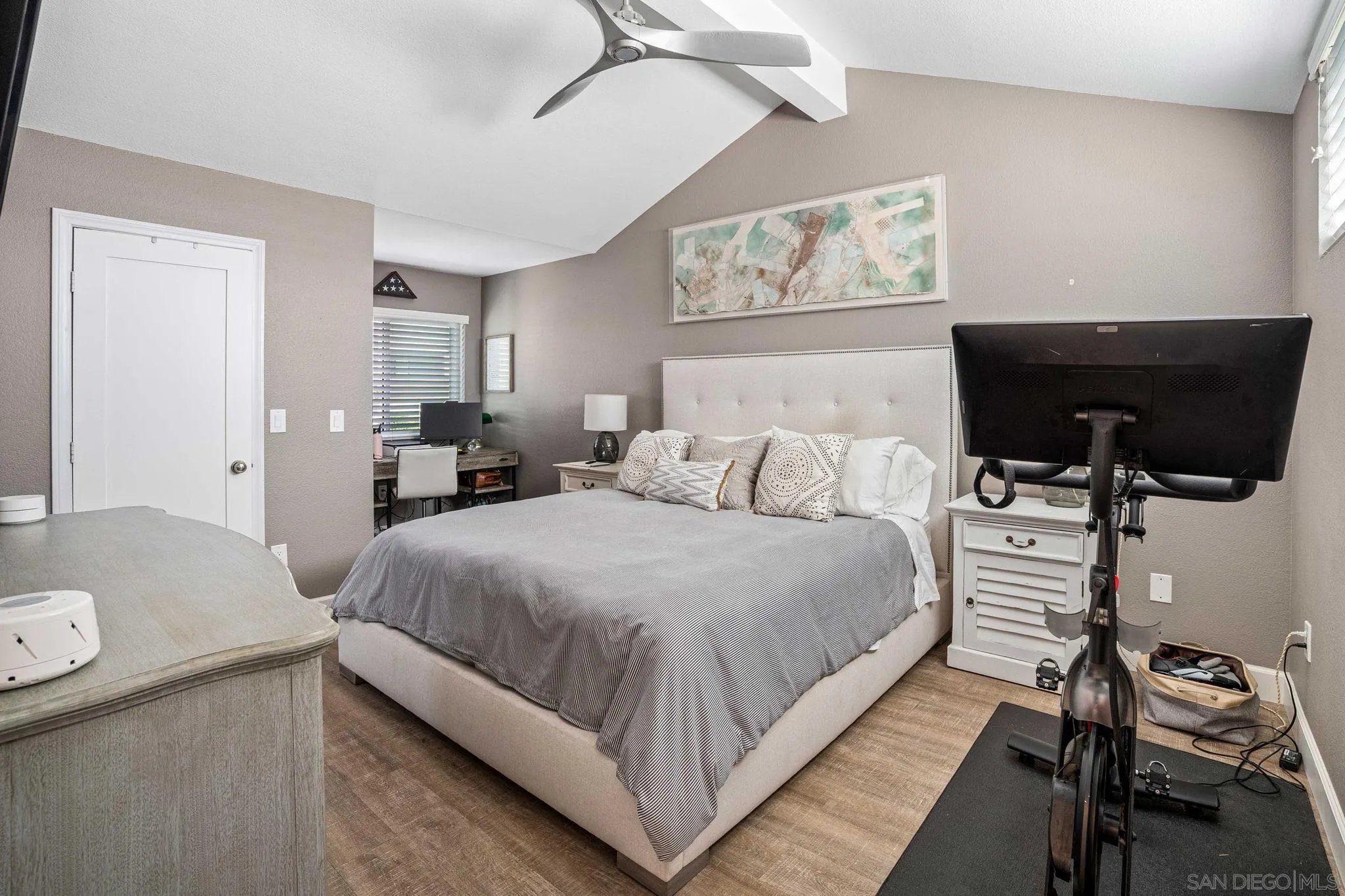 933 Hygeia Avenue, Encinitas, CA 92024 - Photo 5 of 10, Encinitas, CA