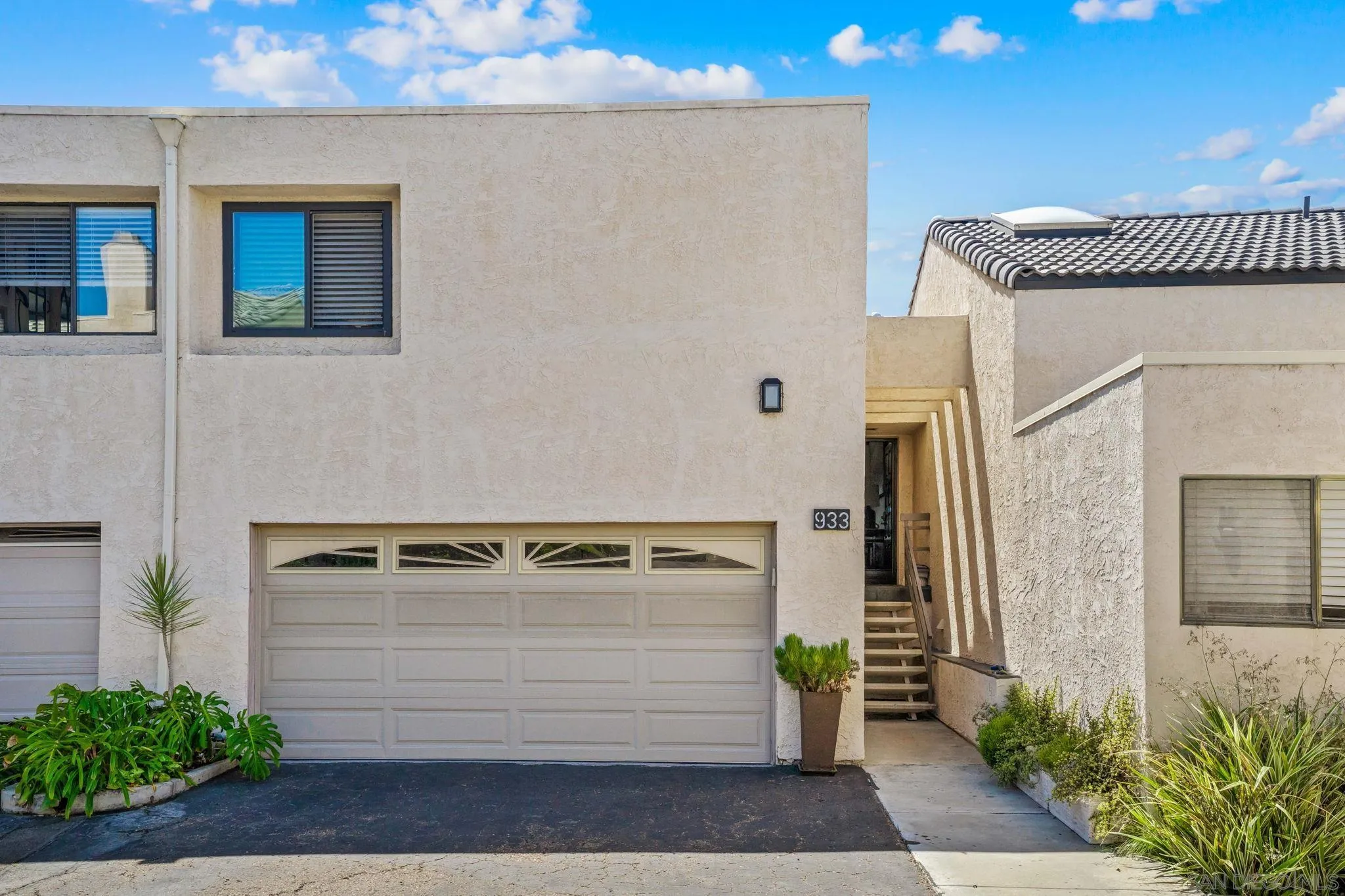 933 Hygeia Avenue, Encinitas, CA 92024 - Photo 2 of 10, Encinitas, CA