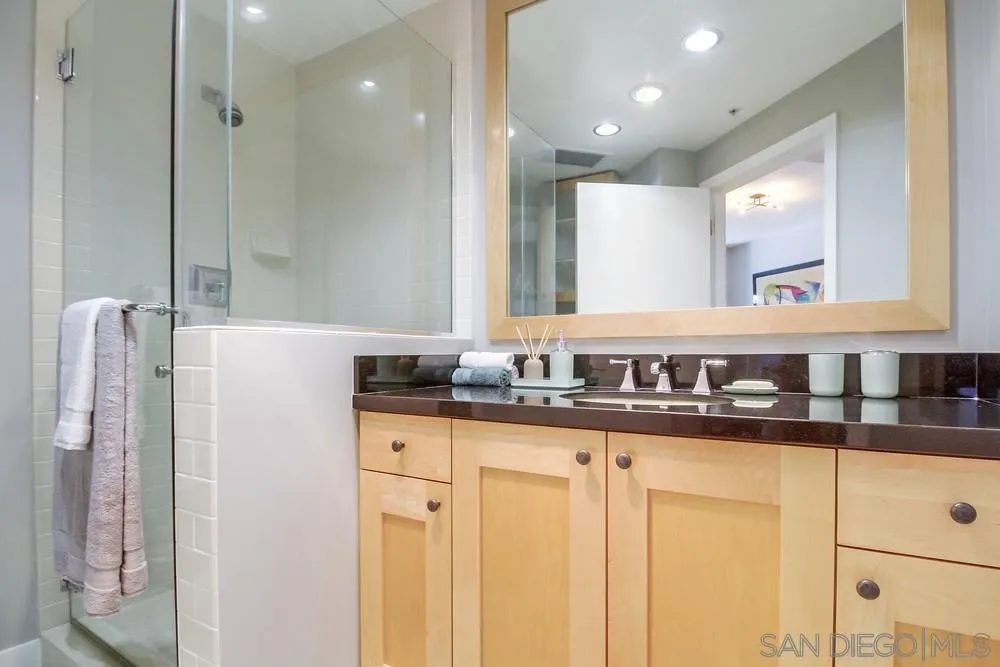 https://cdn.realtyfeed.com/cdn/127/260021258/0b60a15fc58c632627da9301b748b7c8.webp