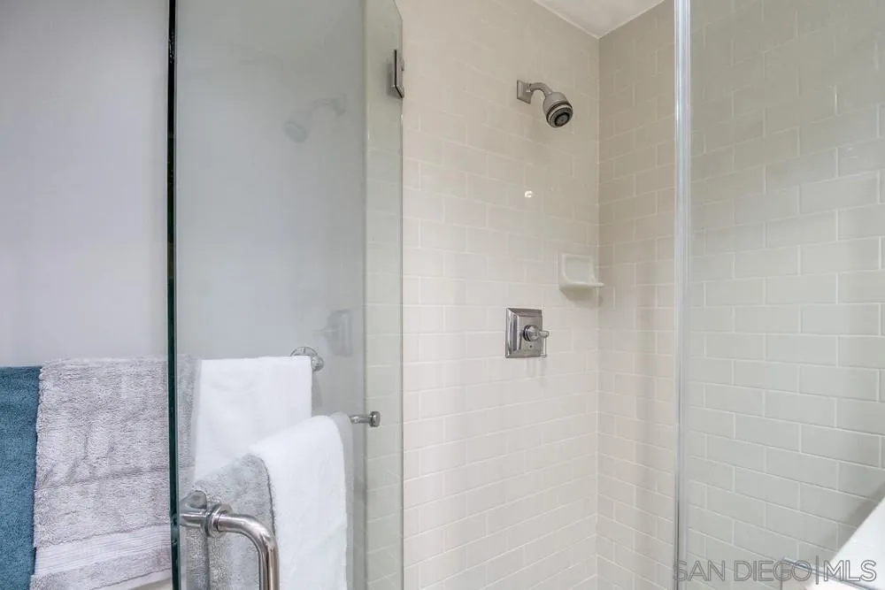 https://cdn.realtyfeed.com/cdn/127/260021258/3661bad9a4eeff130f56cc75cb1321ff.webp