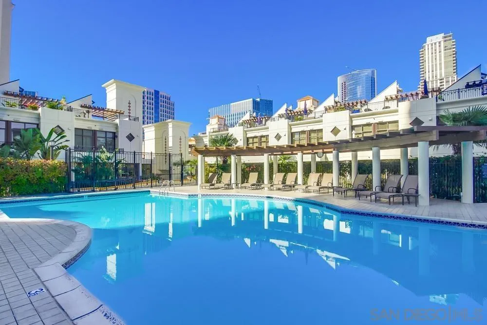https://cdn.realtyfeed.com/cdn/127/260021258/7aa84230c0a08158cb7d76add2dcb9e9.webp