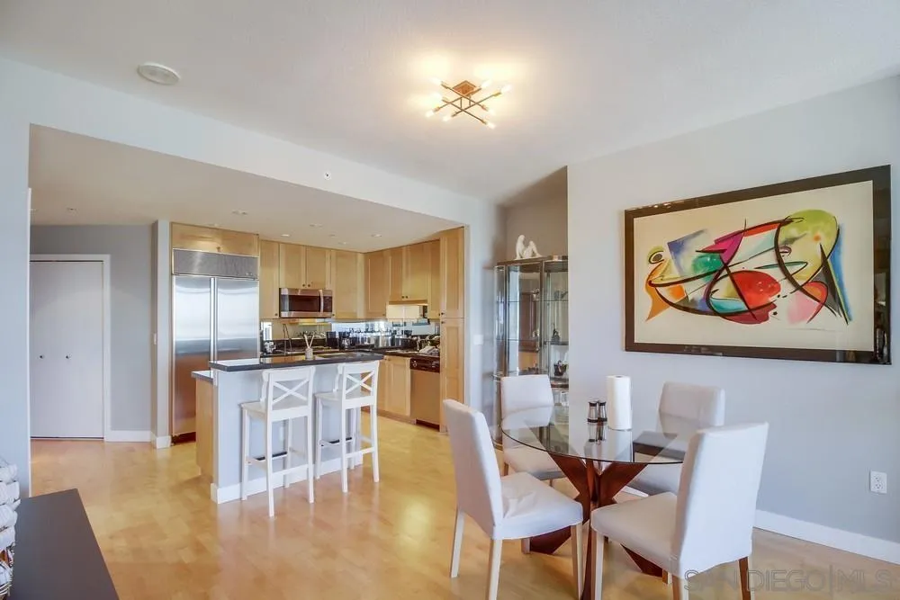 700 W Harbor Dr. Unit 1406, San Diego, CA 92101 - Photo 3 of 39, San Diego, CA
