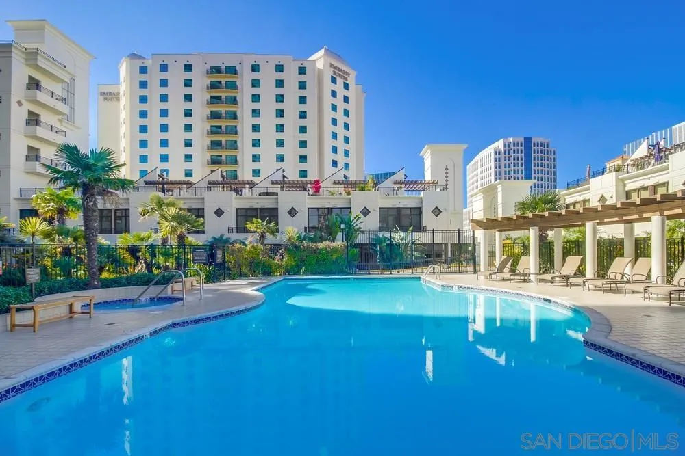 https://cdn.realtyfeed.com/cdn/127/260021258/c4b9abb0d663e64bfdc089955f55d5c3.webp