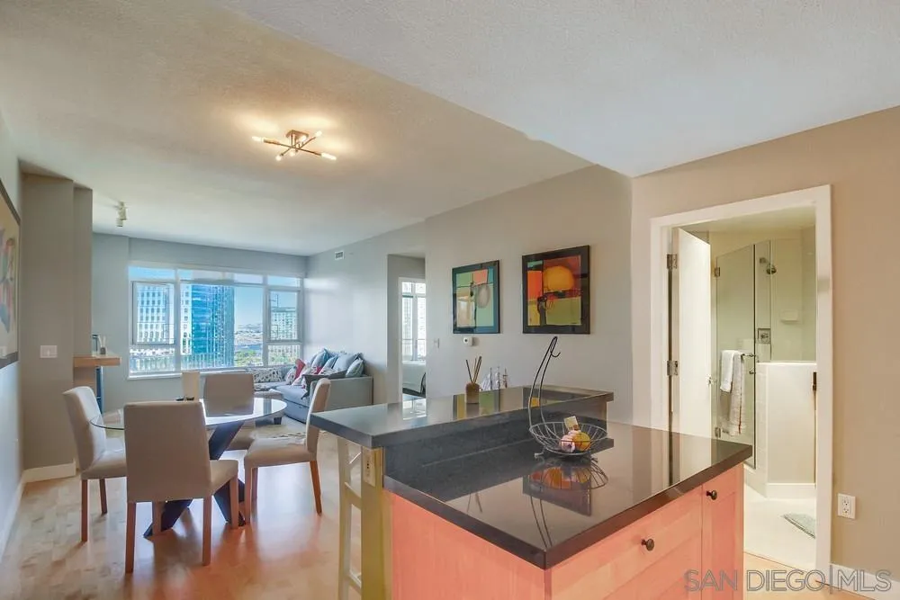 https://cdn.realtyfeed.com/cdn/127/260021258/df852c66a291bba6b0fe2672f7584a41.webp