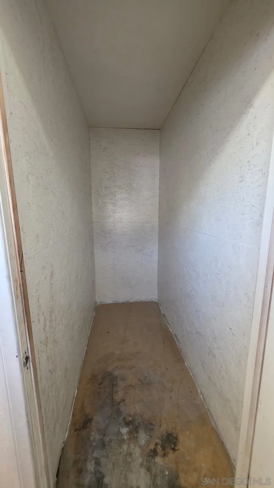 https://cdn.realtyfeed.com/cdn/127/260021259/23500d1fe41864bf0243b1fc62da9094.webp