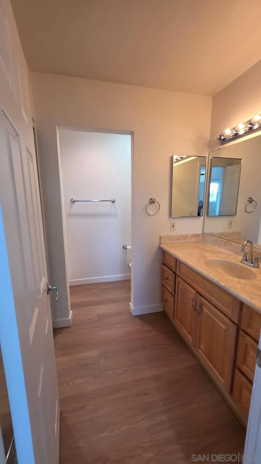 https://cdn.realtyfeed.com/cdn/127/260021259/6b349dc6bb0ff62dc78570be65a076d3.webp