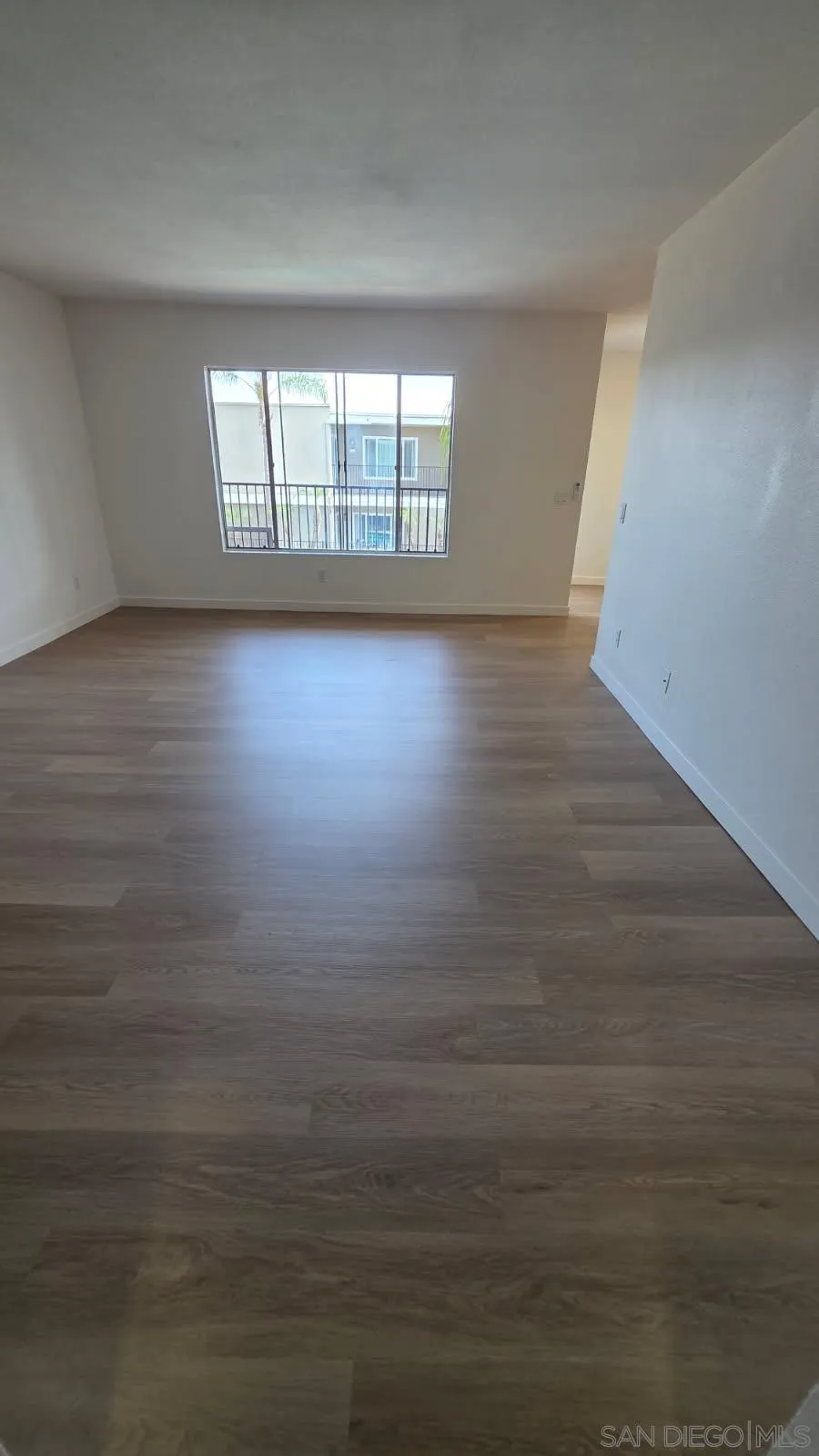 1420 Hilltop Drive Unit 304, Chula Vista, CA 91911 - Photo 5 of 18, Chula Vista, CA