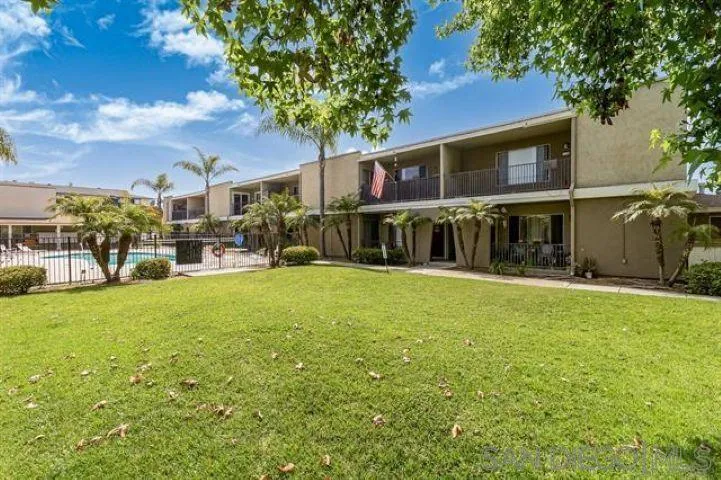 1420 Hilltop Drive Unit 304, Chula Vista, CA 91911 - Photo 3 of 18, Chula Vista, CA