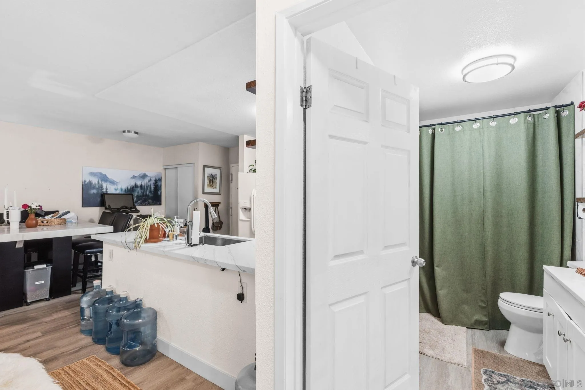 https://cdn.realtyfeed.com/cdn/127/260021261/bf98ee71bd3fcc753e10a4571d08d14a.webp