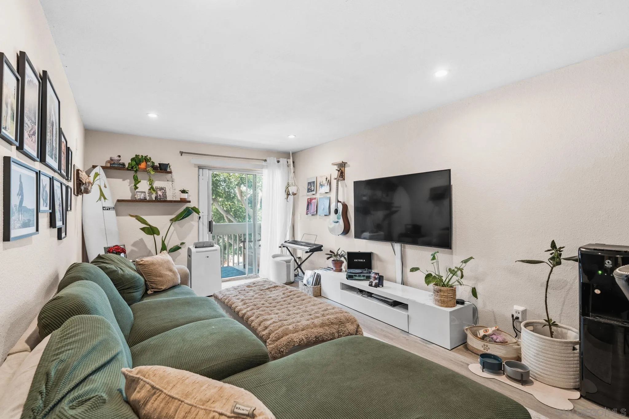 https://cdn.realtyfeed.com/cdn/127/260021261/c698073781c172a98f7eee9081c89fc1.webp