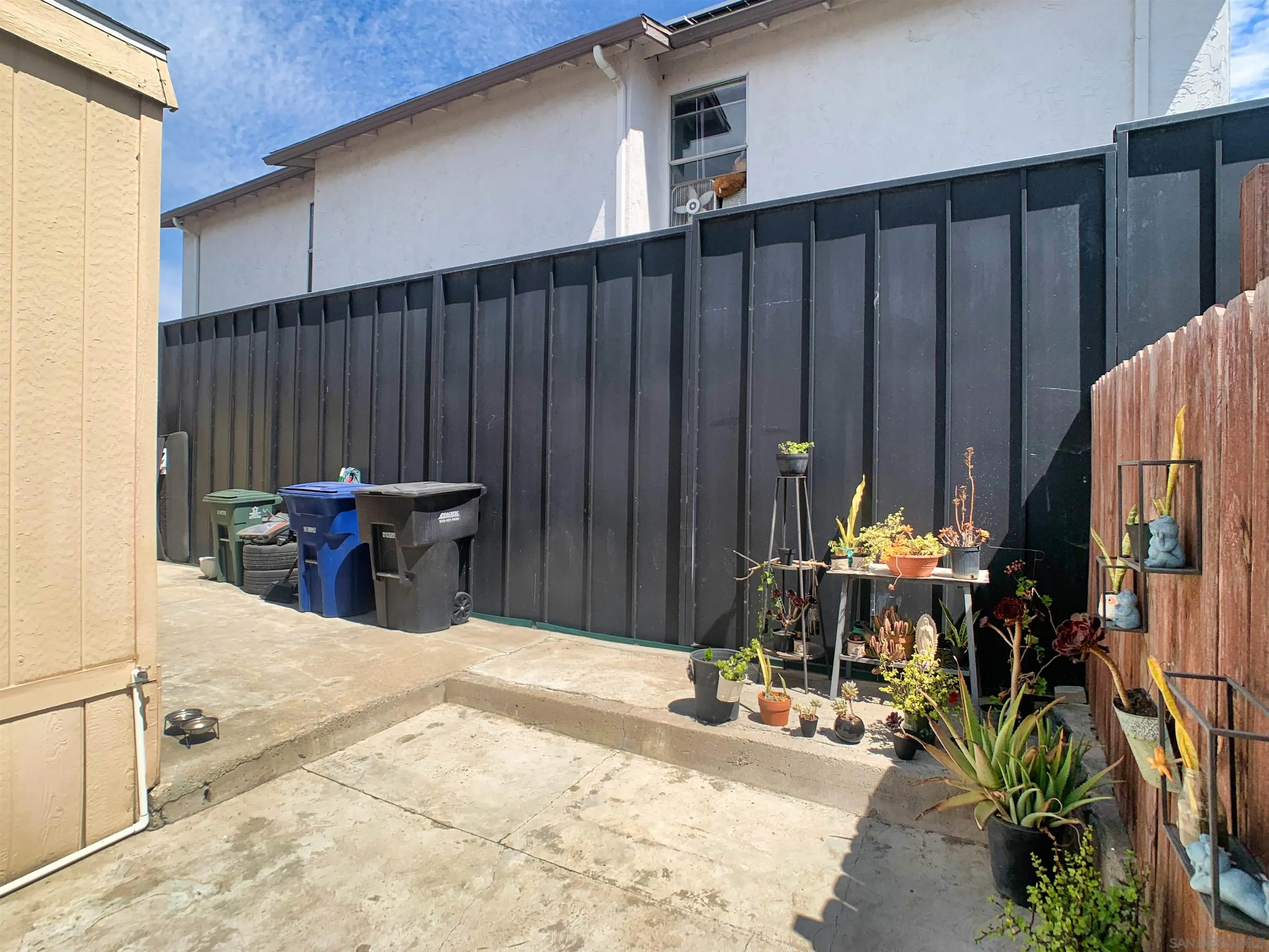 https://cdn.realtyfeed.com/cdn/127/260021263/0c31042bfeef655adee95c20a088861e.webp
