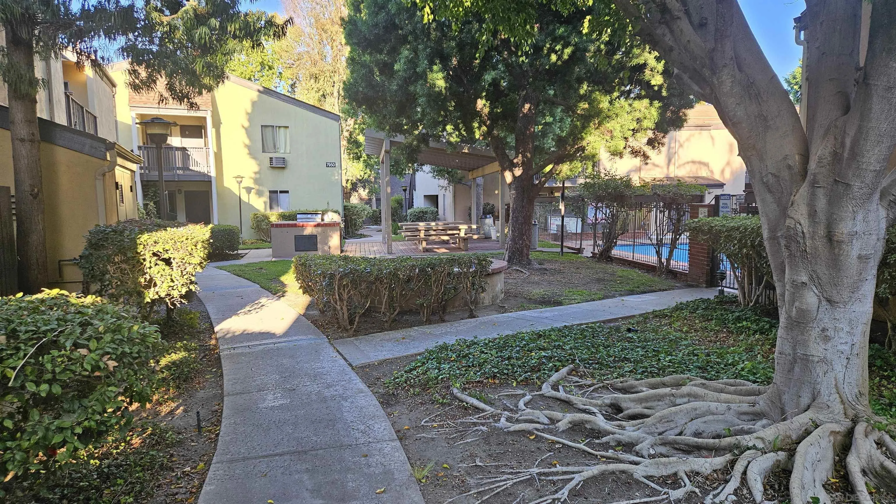 https://cdn.realtyfeed.com/cdn/127/260021264/78b1f486f80fc89eac1d412a2be74794.webp