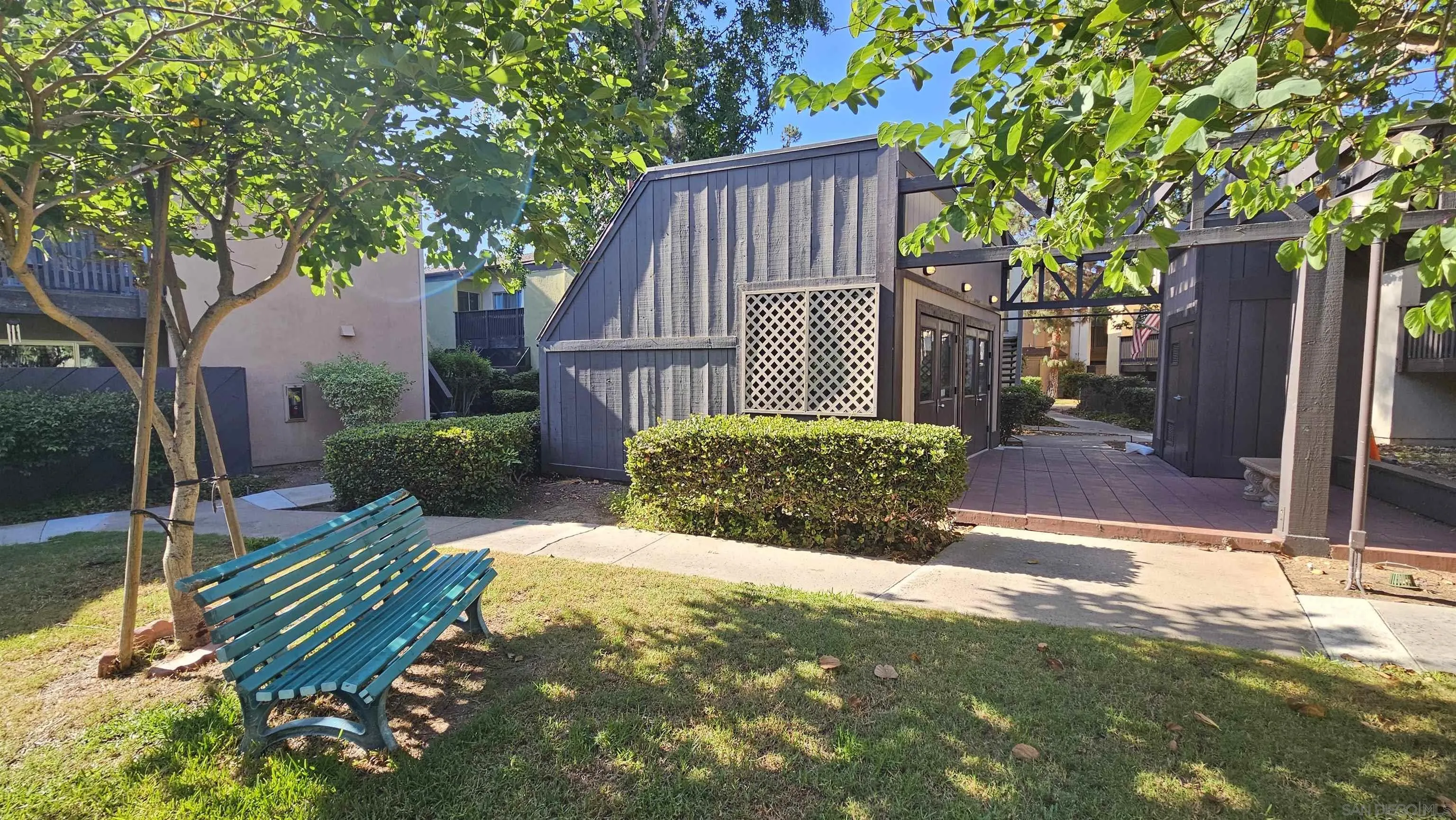 https://cdn.realtyfeed.com/cdn/127/260021264/fd1fcae285afa749617ce9c4368bd1de.webp
