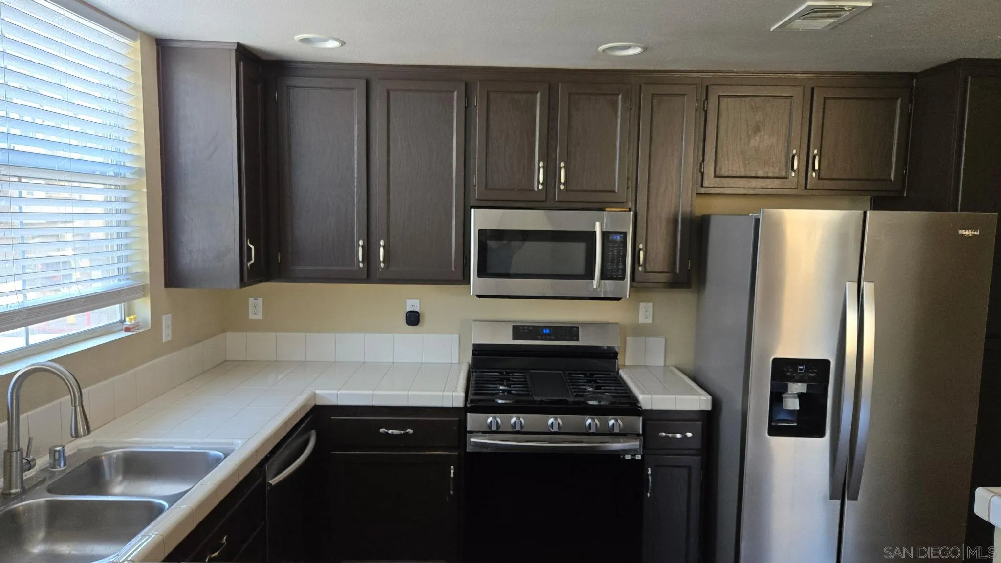 1356 Nicolette Unit 1413, Chula Vista, CA 91913 - Photo 4 of 17, Chula Vista, CA