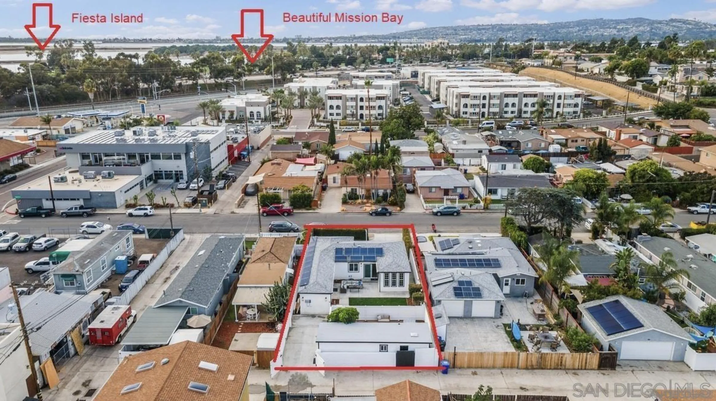 https://cdn.realtyfeed.com/cdn/127/260021266/8fb18cb5ea8a954bd8ea6cc8da9b8044.webp