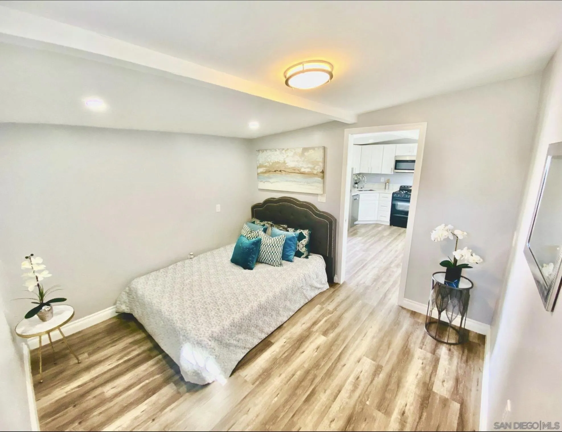 https://cdn.realtyfeed.com/cdn/127/260021266/feab628932fe3a78db89fc457bd1d12e.webp