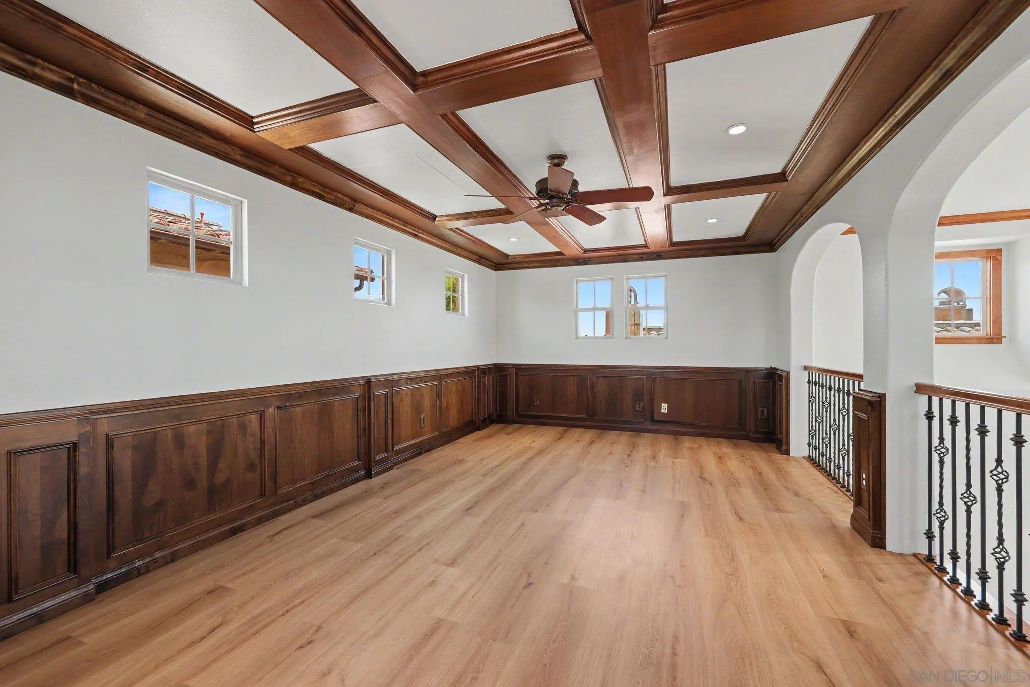 https://cdn.realtyfeed.com/cdn/127/260021273/1a6de946dca46ccffadbdc90b46e505a.webp