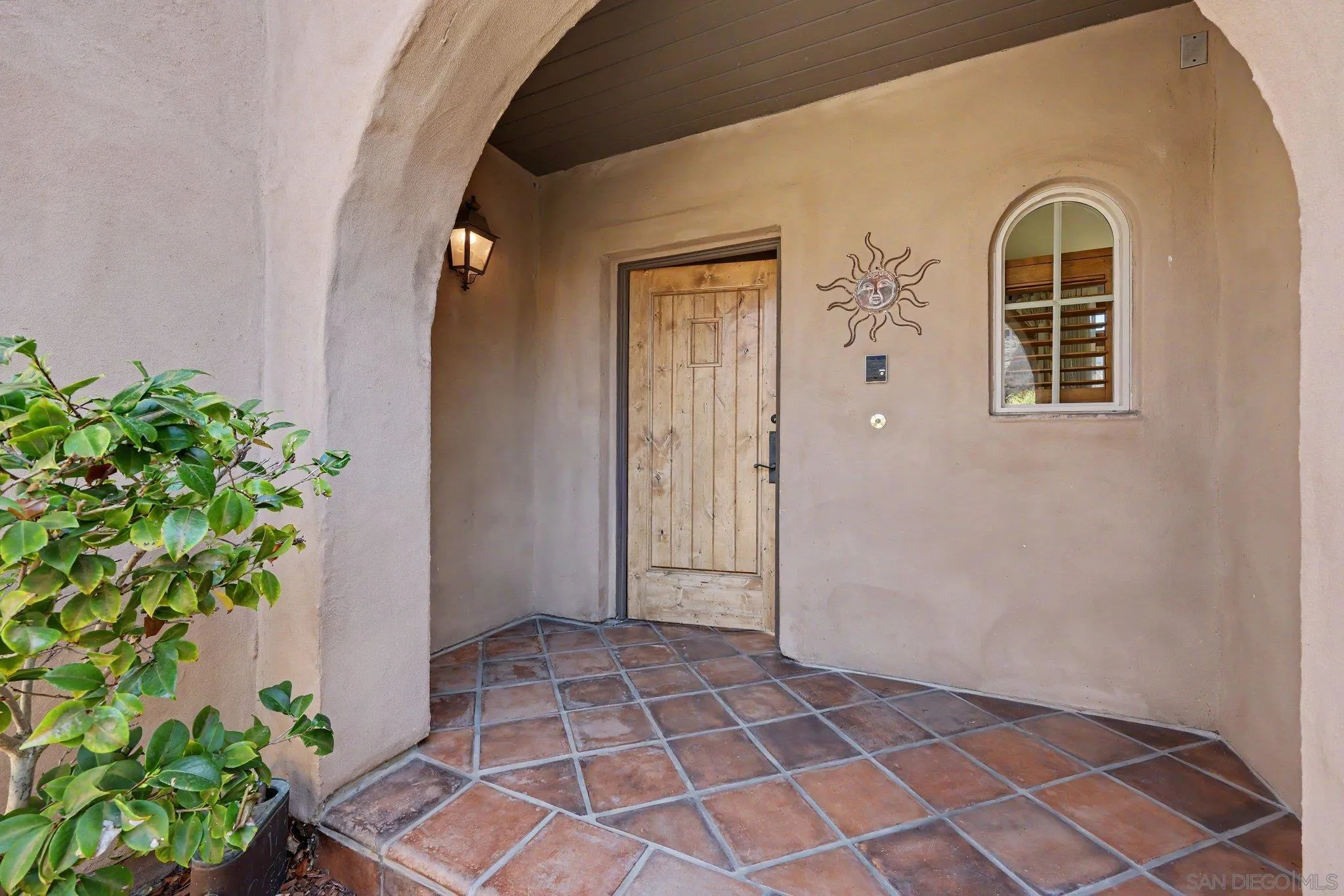 https://cdn.realtyfeed.com/cdn/127/260021273/27a2b7726652b7ce29cbac80174f95c8.webp