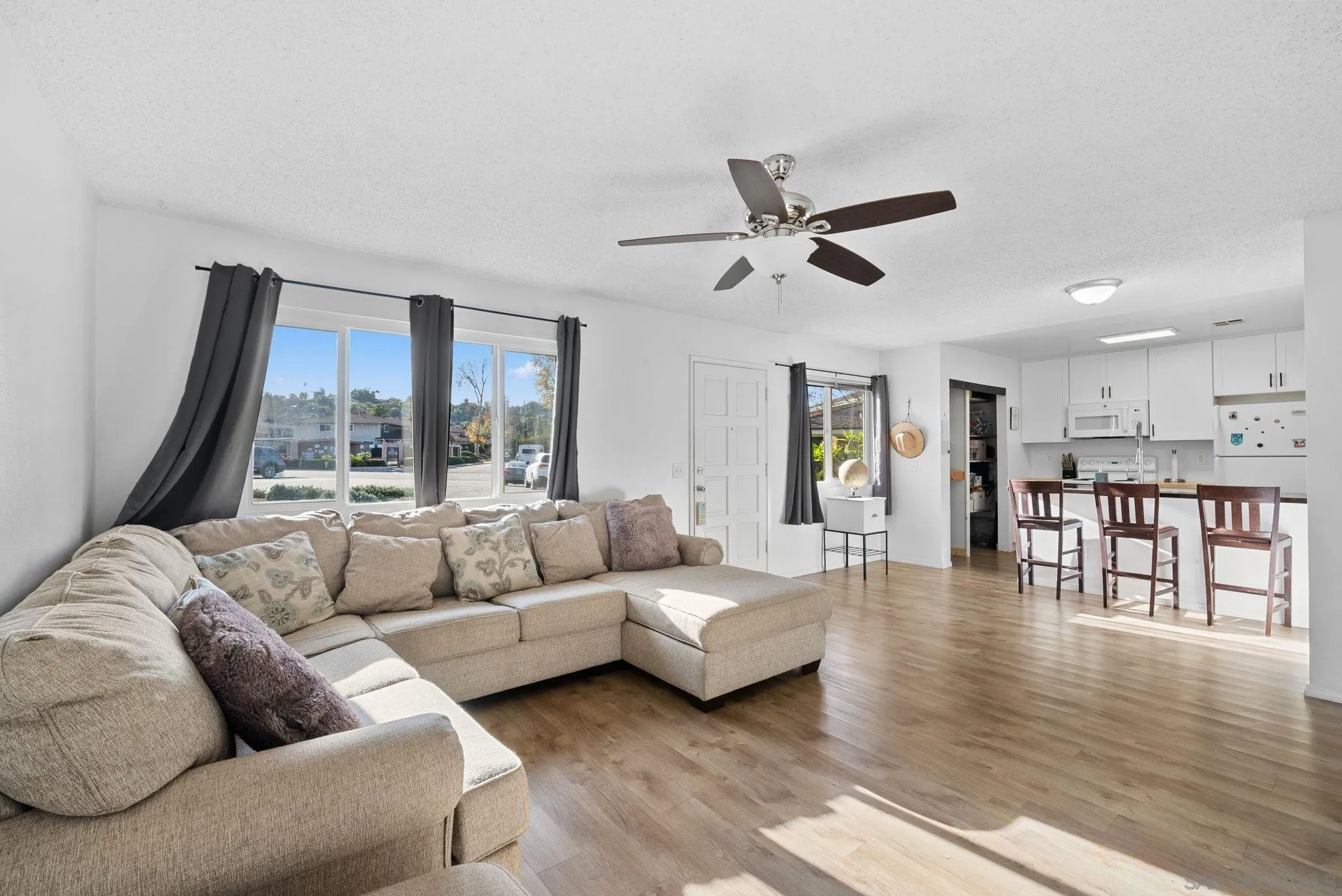 12156 Wintergreen Dr Unit 1, Lakeside, CA 92040 - Main photo, Lakeside, CA