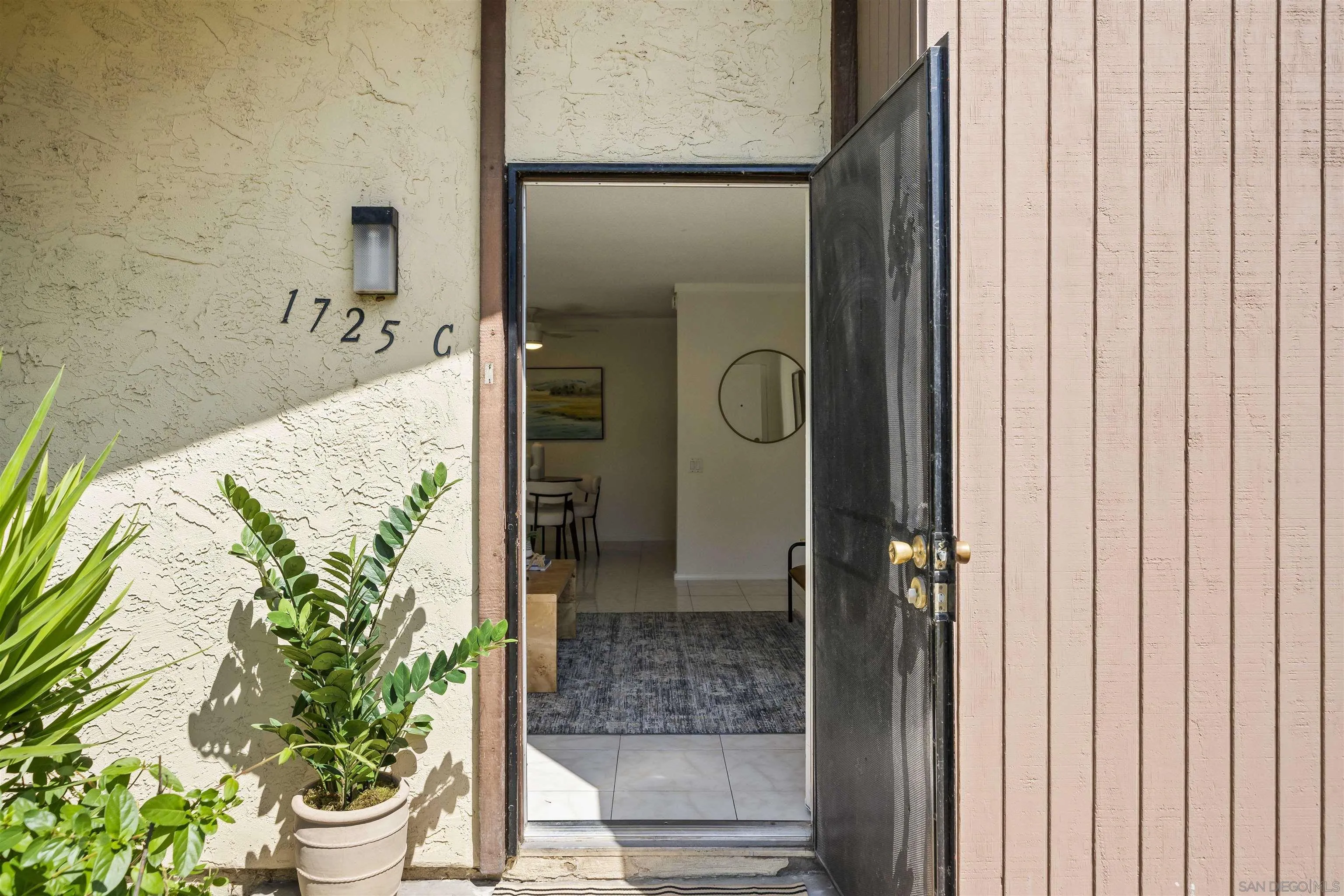 https://cdn.realtyfeed.com/cdn/127/260021279/170e61d0a7adb88e405eda1ad2872974.webp
