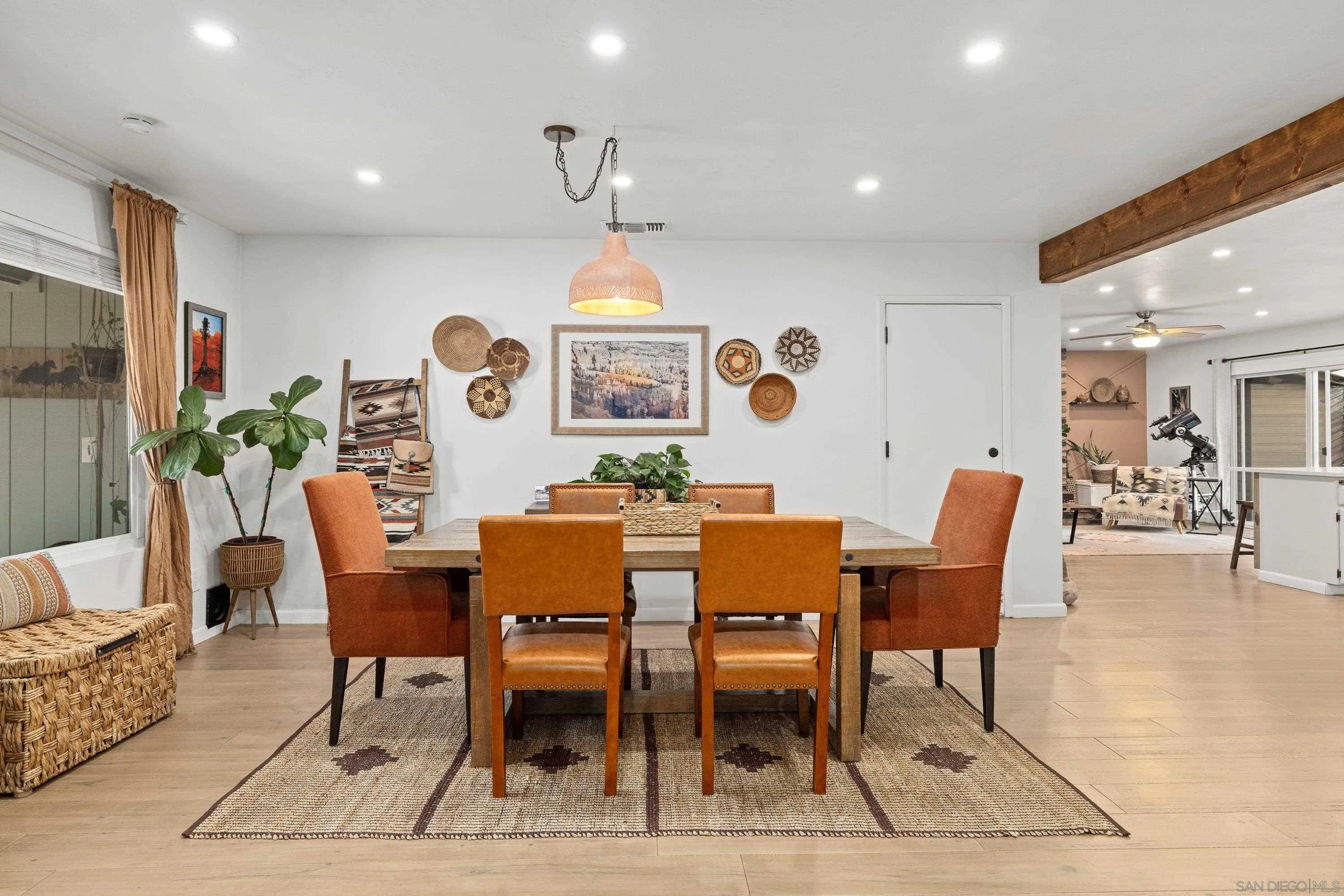 https://cdn.realtyfeed.com/cdn/127/260021282/c649bb9ba684a383d2889c8406575d95.webp