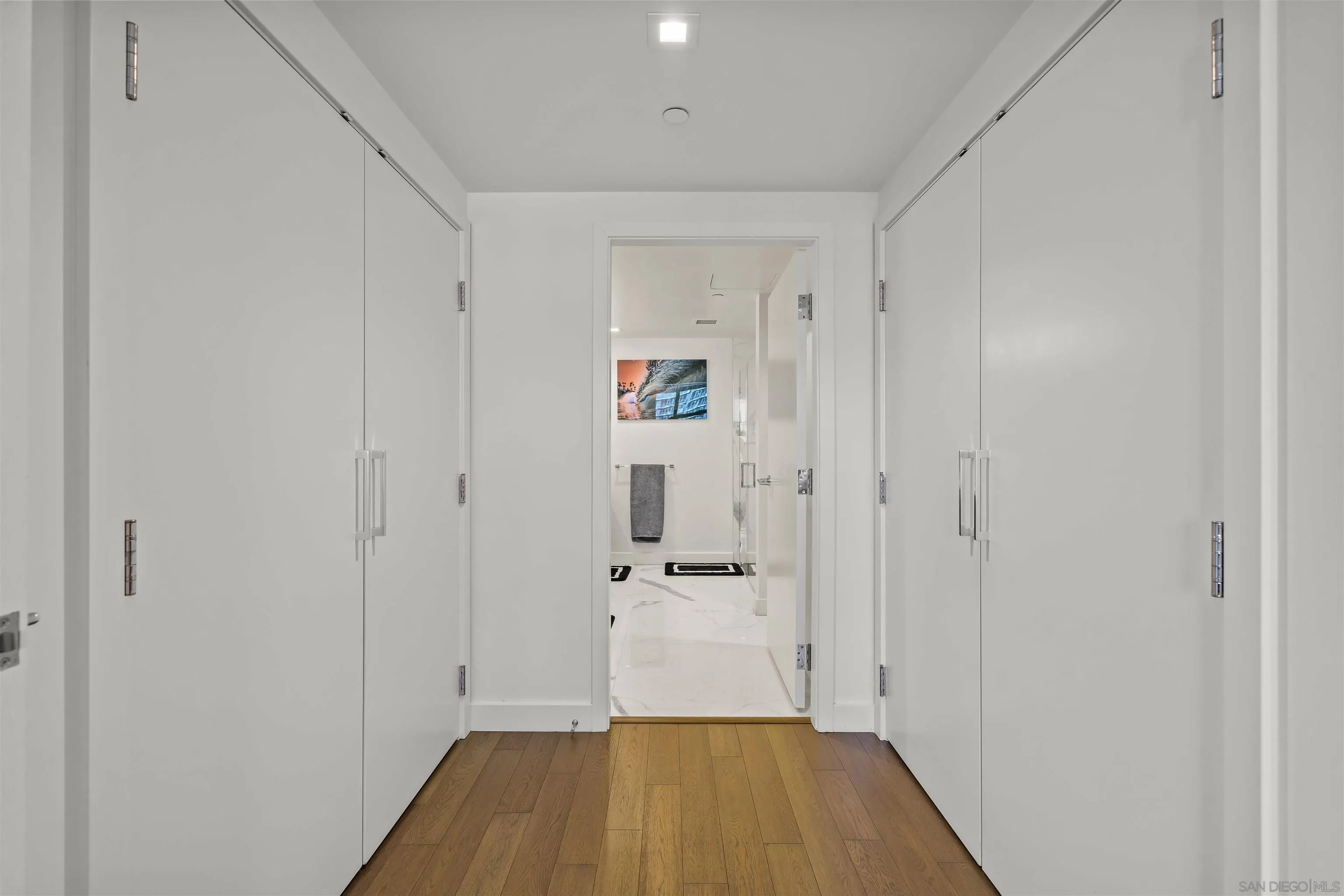 https://cdn.realtyfeed.com/cdn/127/260021285/bc0b1d2d696fc116151f2d662b7f1cc7.webp