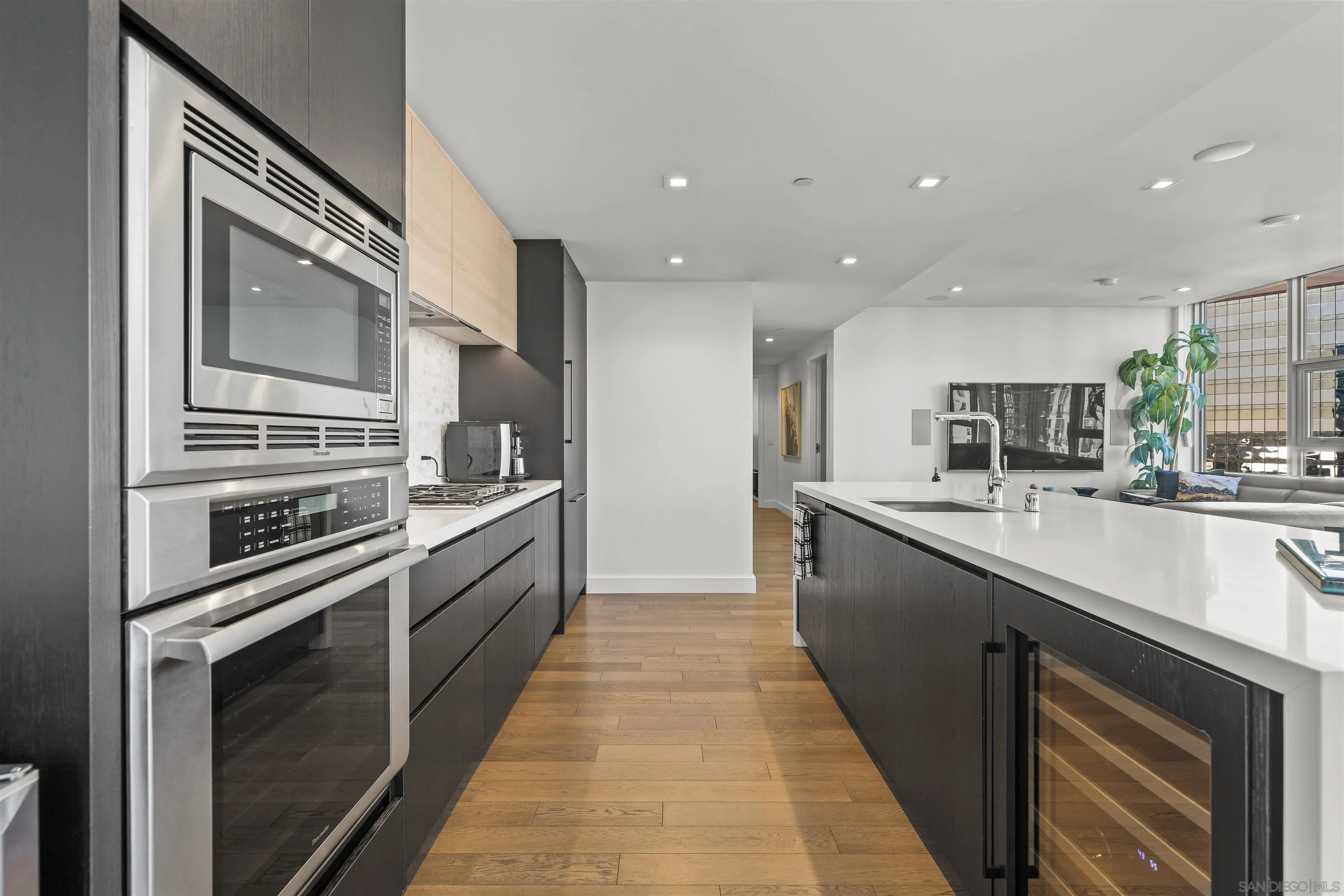 https://cdn.realtyfeed.com/cdn/127/260021285/dca45901051f60f9a061f4240410b713.webp