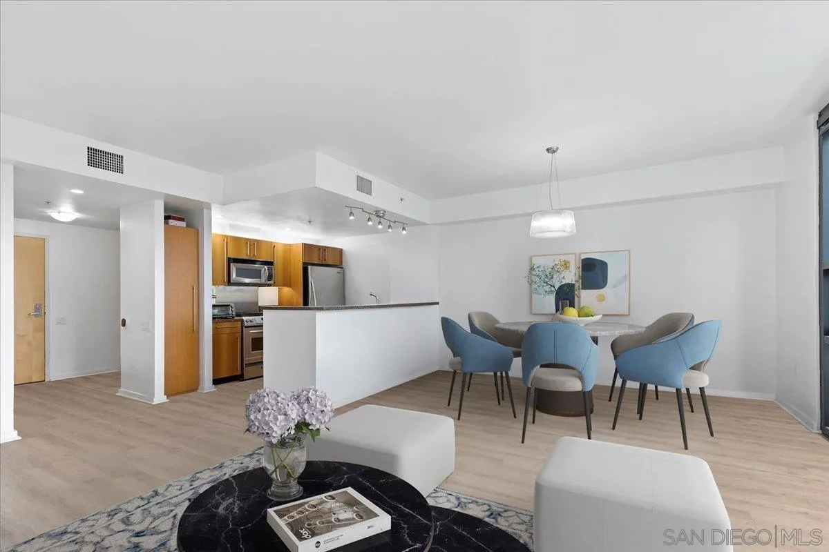 350 11th Ave Unit 620, San Diego, CA 92101 - Photo 4 of 33, San Diego, CA