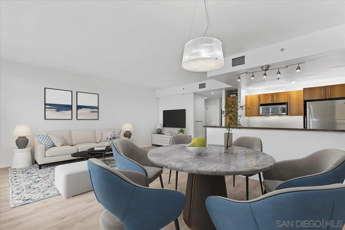 350 11th Ave Unit 620, San Diego, CA 92101 - Photo 3 of 33, San Diego, CA