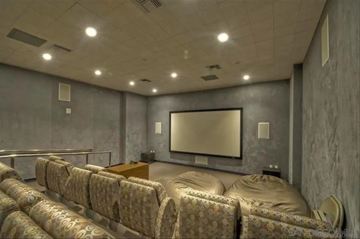 https://cdn.realtyfeed.com/cdn/127/260021288/4dc8918f6b59f993c2b744e2cccbf593.webp