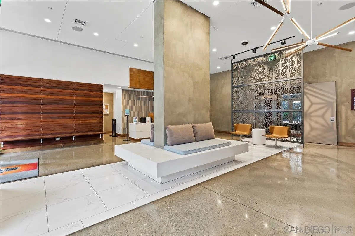 https://cdn.realtyfeed.com/cdn/127/260021288/863fde8fbb379c11c4229398fd768f08.webp