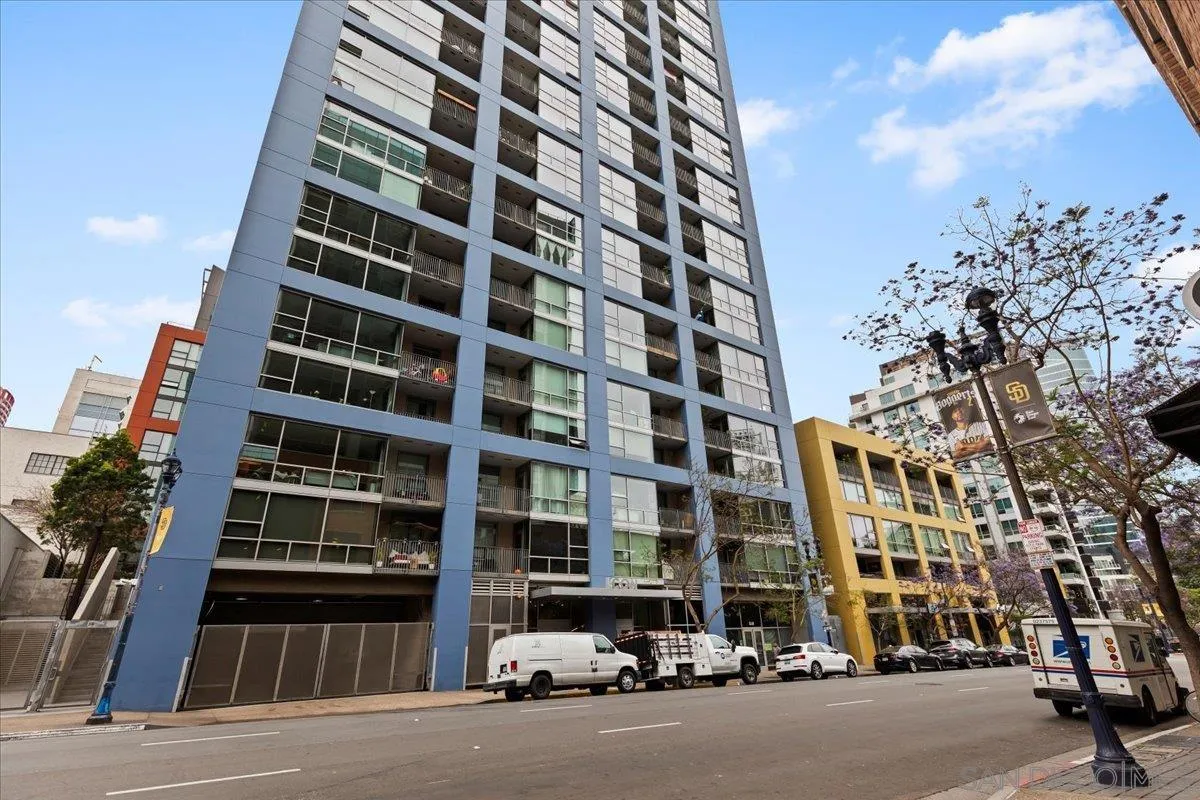 https://cdn.realtyfeed.com/cdn/127/260021288/cabf0342fe3a59051c847a79f0aac2ad.webp