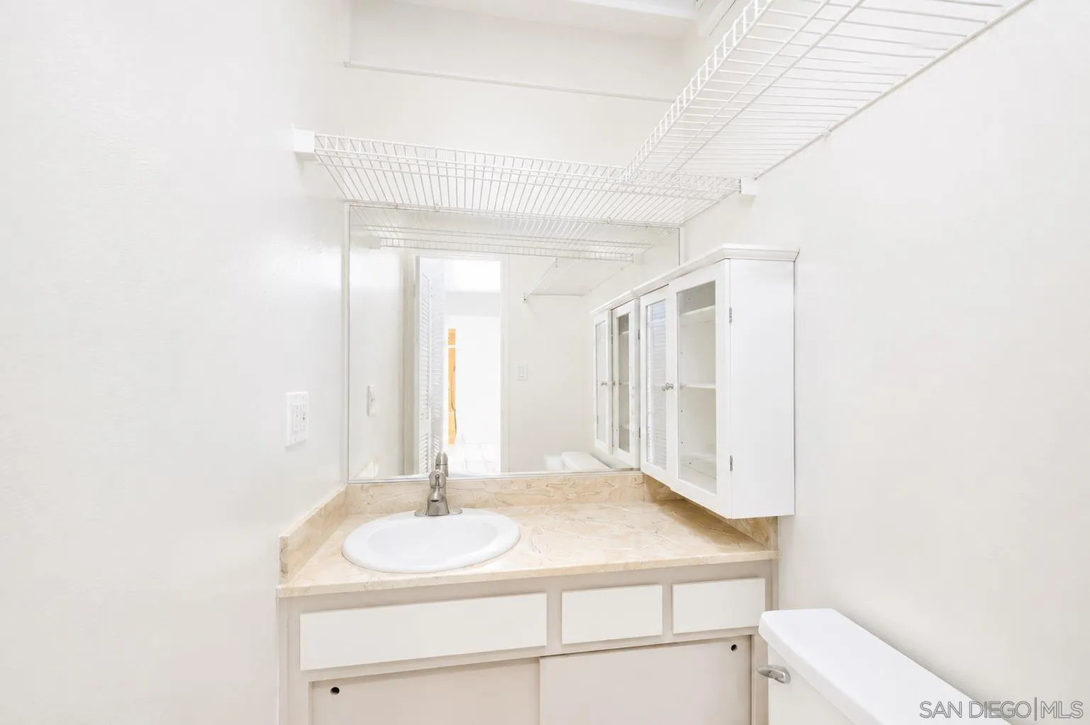 https://cdn.realtyfeed.com/cdn/127/260021290/b07d2a4b342d178c7b55fb6a119da8ed.webp