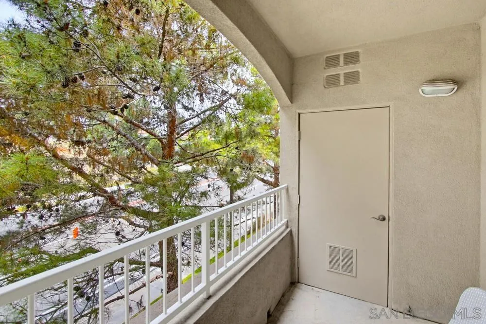 https://cdn.realtyfeed.com/cdn/127/260021291/3b51c175875718fbf7c3d102eb3adfbf.webp