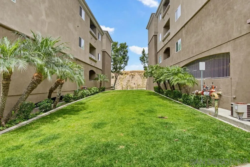 https://cdn.realtyfeed.com/cdn/127/260021291/8e33f16362d0f78b33f5a1f0bf4f7d52.webp