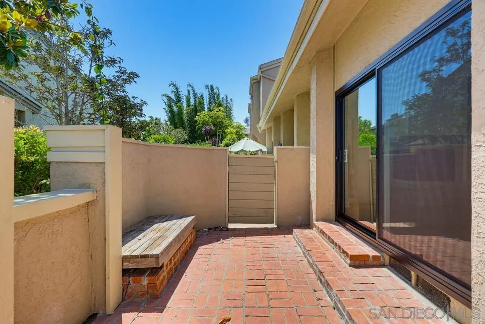 https://cdn.realtyfeed.com/cdn/127/260021294/a2aea5d267e10207c6a549656e65d074.webp