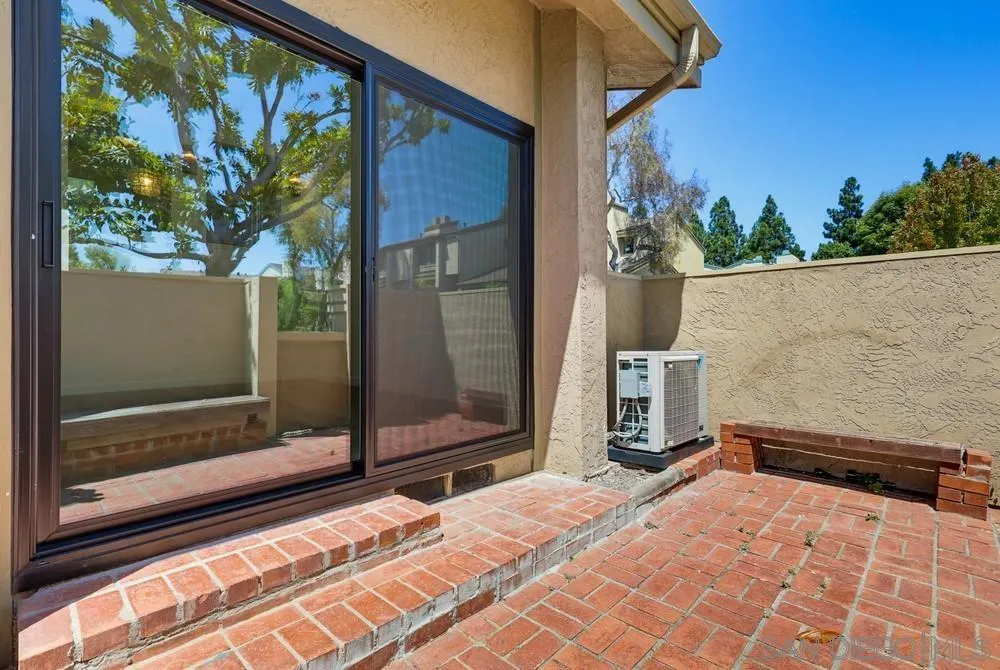 https://cdn.realtyfeed.com/cdn/127/260021294/b69366aa4434fc4bb56cad4fc8427d99.webp