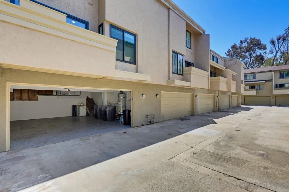 https://cdn.realtyfeed.com/cdn/127/260021294/f859c77e237eb6503106fa046204b9ce.webp