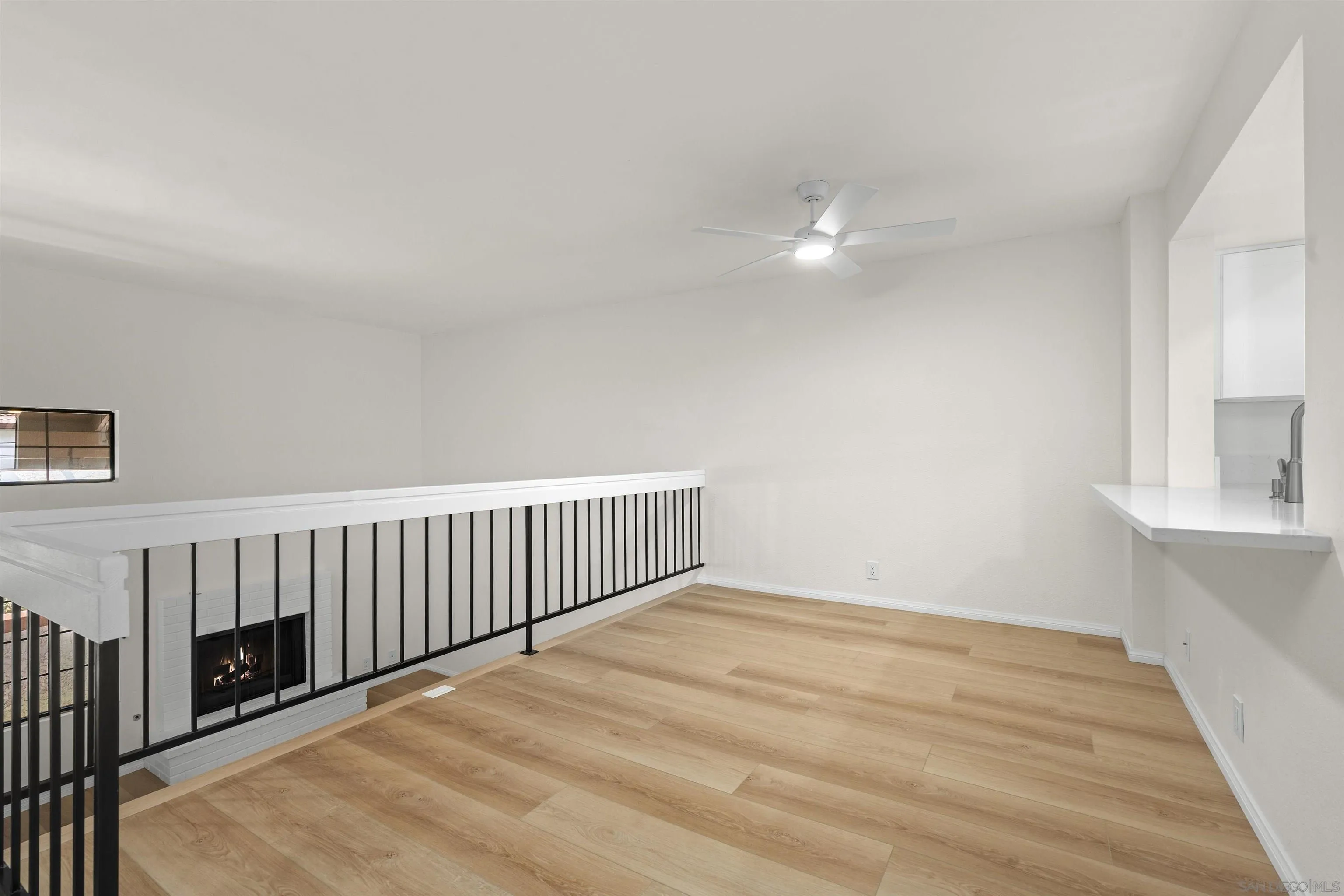 https://cdn.realtyfeed.com/cdn/127/260021295/b49374f76dd1dccf5c6ab06b57727392.webp