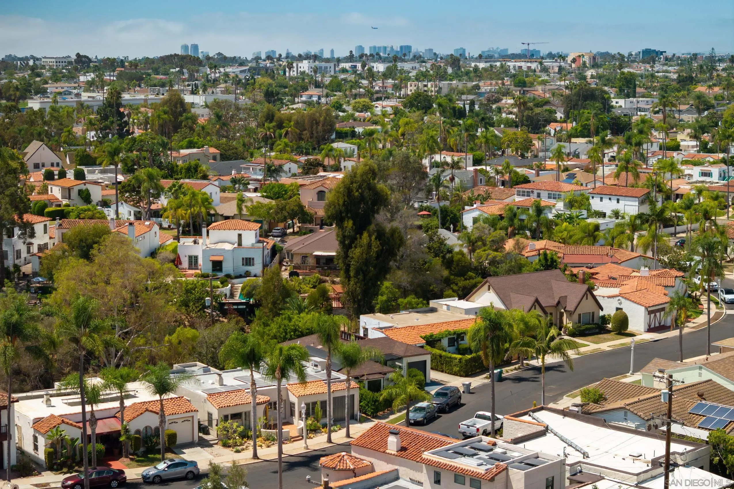 https://cdn.realtyfeed.com/cdn/127/260021297/47f7709c76dc9e9ac9f6807fa0337438.webp