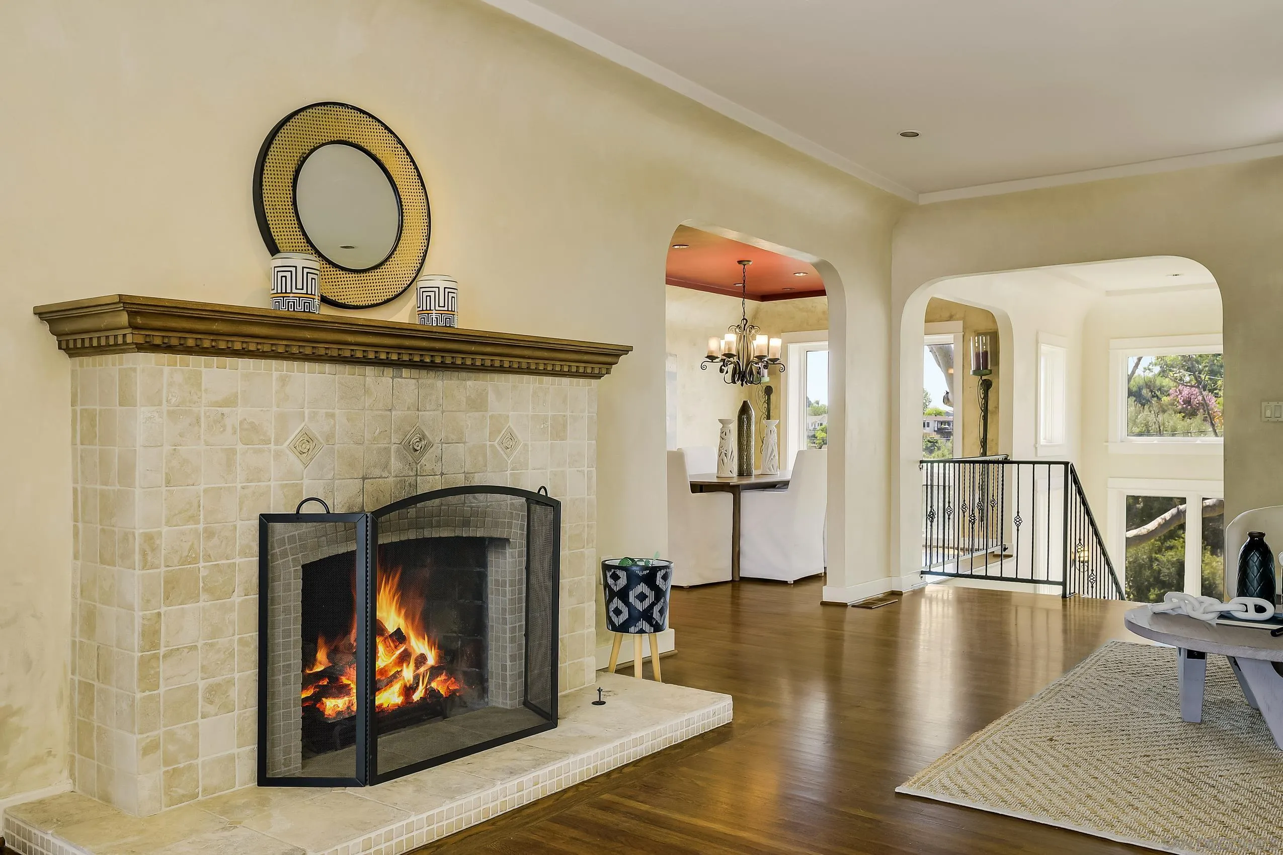 https://cdn.realtyfeed.com/cdn/127/260021297/72e5711cfff176fad7229075c0458155.webp