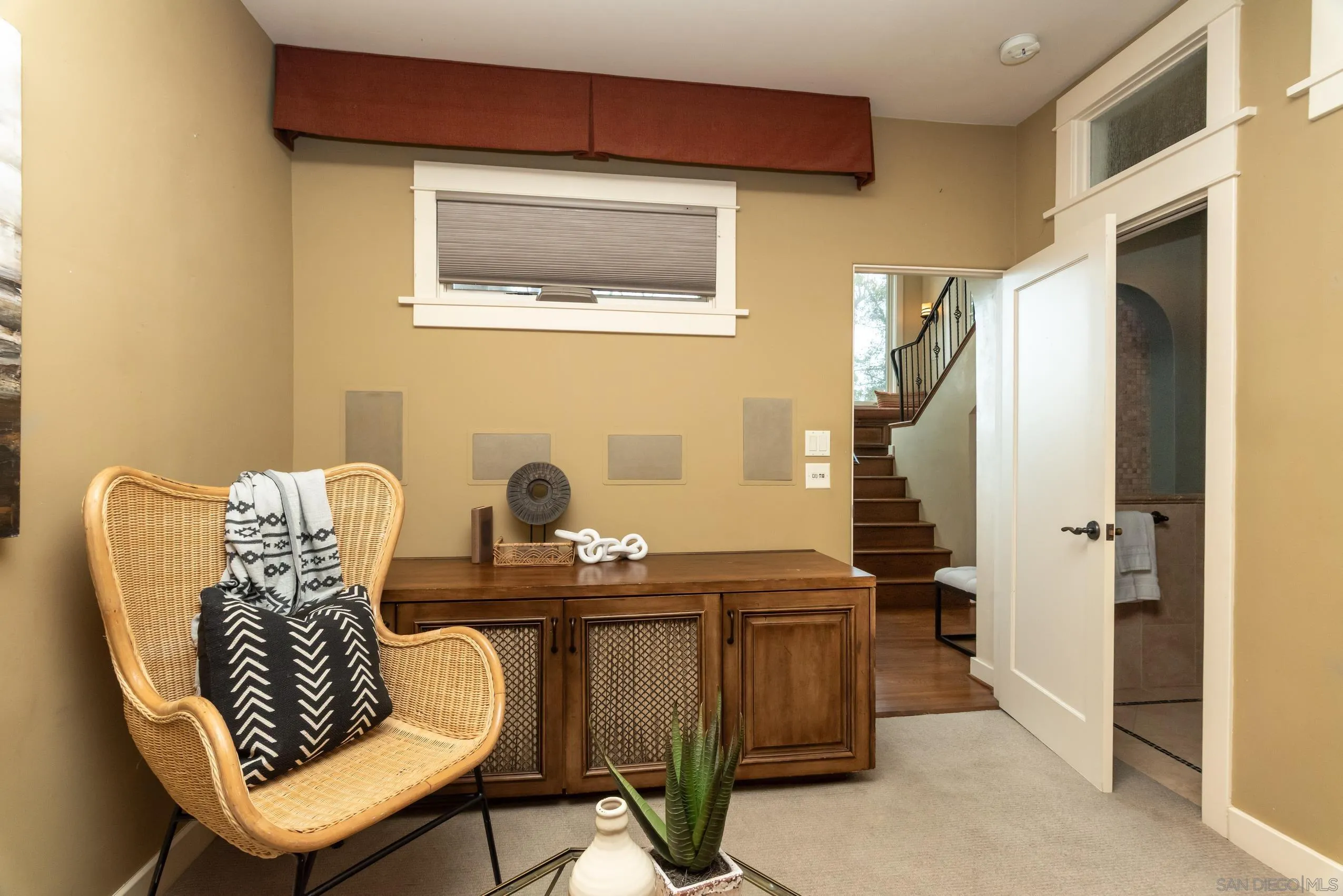 https://cdn.realtyfeed.com/cdn/127/260021297/fa3aaa9a3ffaa25bbbdffb744206a65f.webp