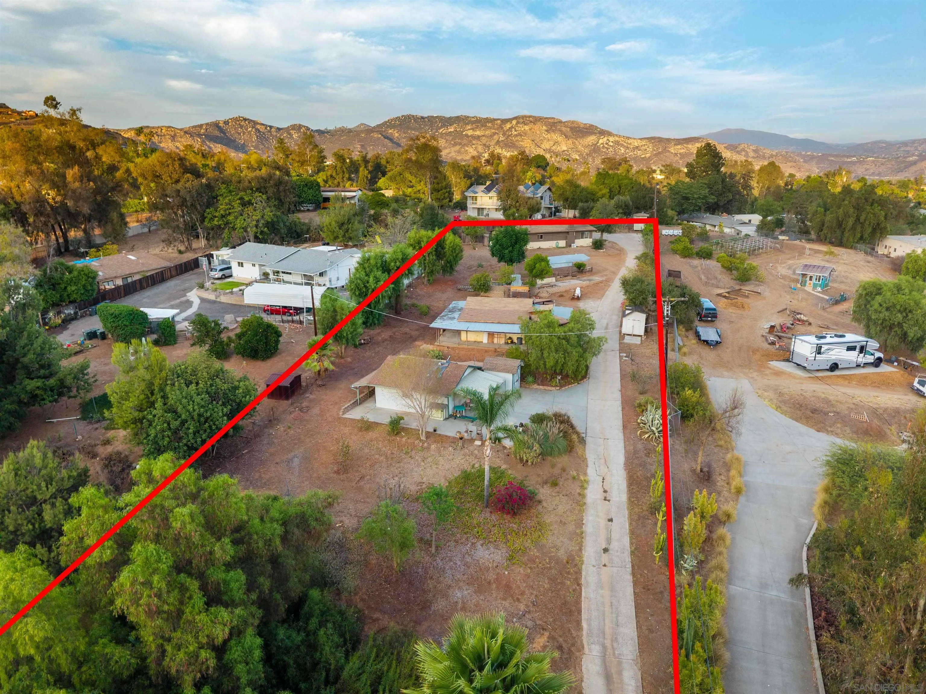 11435 Rocoso Road, Lakeside, CA 92040 - Photo 4 of 35, Lakeside, CA